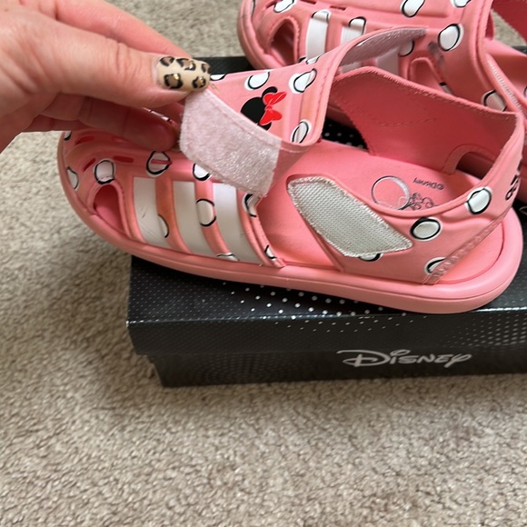 Water sandals, Crocs & Addidas, Mini Mouse, Disney sandals, size 1, pink sandals - Picture 9 of 10